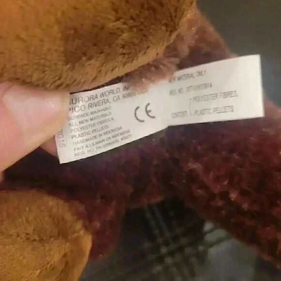 Destination Nation Playful Otter Plush Zoo Souvenir Stuffed Animal Toy EUC 16" - Picture 8 of 9